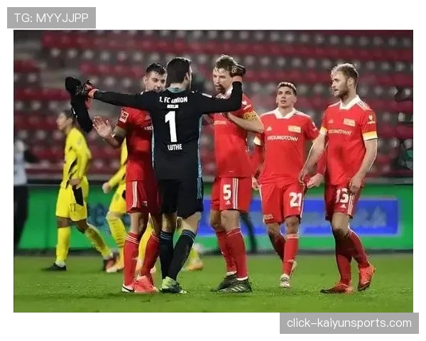 德甲中游集团规模庞大 十队分差仅有六分