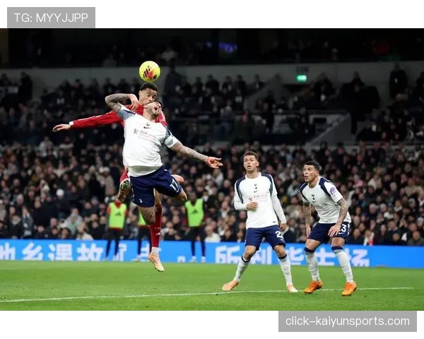 利物浦主场逆转热刺 斯洛特调整中场配置改善攻防转换节奏